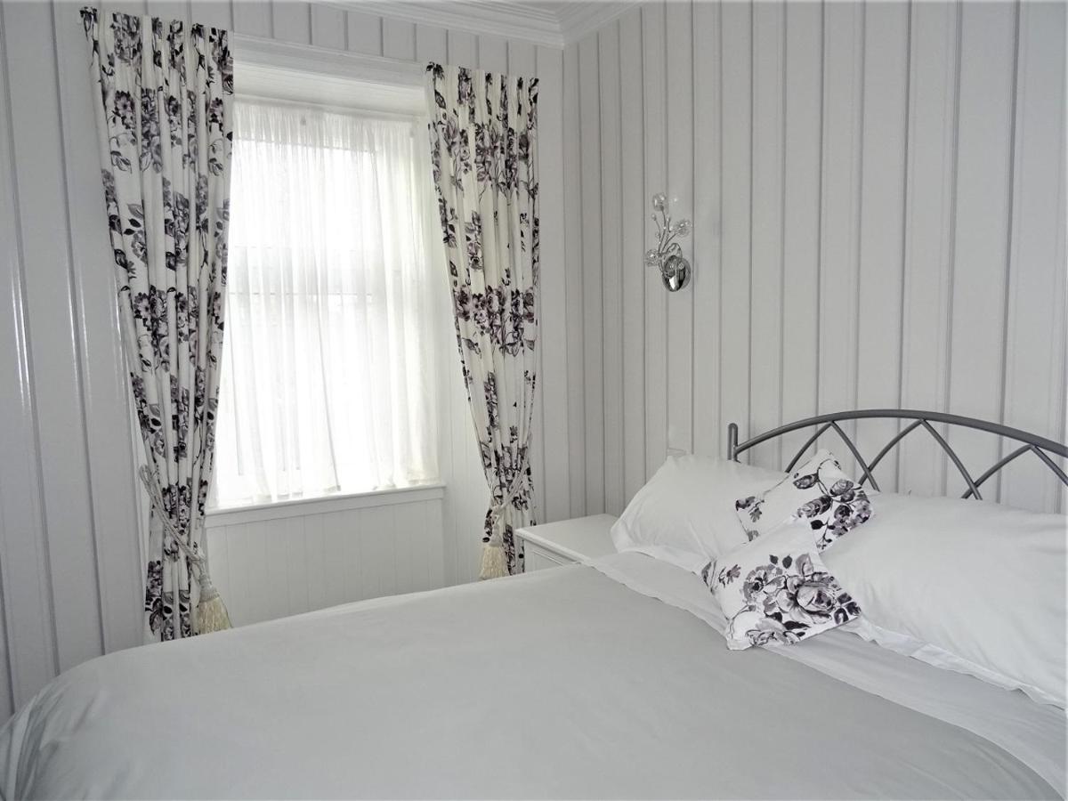 Adam Guest House Перт Екстер'єр фото